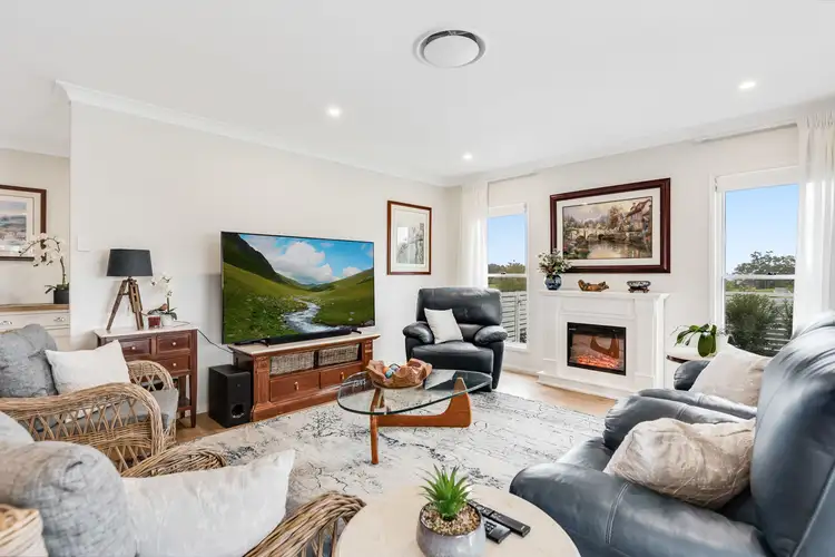 Fifth view of Homely unit listing, 2/31 O'Neill Circuit, Kearneys Spring QLD 4350