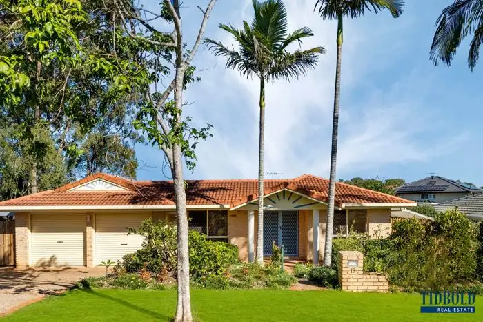 18 Leicester Street, Birkdale QLD 4159