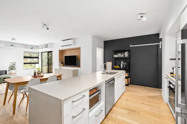 Third view of Homely apartment listing, 2/19 Eversley Terrace, Yeronga QLD 4104