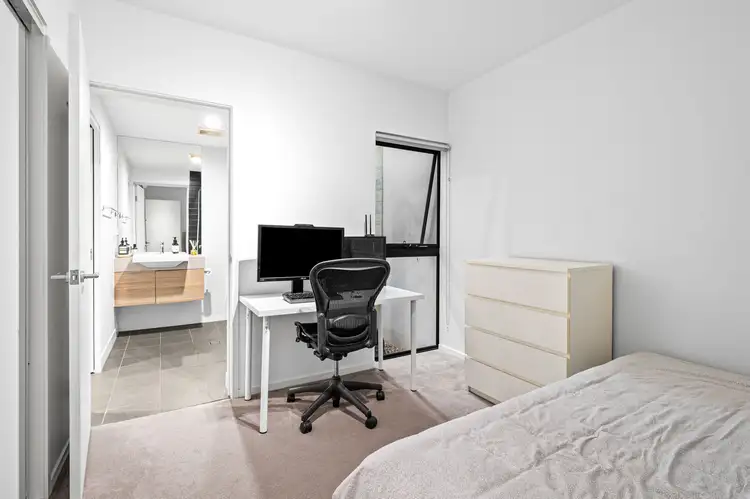 Fifth view of Homely apartment listing, 2/19 Eversley Terrace, Yeronga QLD 4104