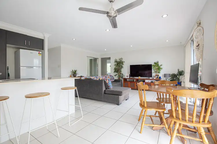 Sixth view of Homely semi-detached listing, 1 / 35 Avalon Drive (access from 19 Brearley Court), Rural View QLD 4740