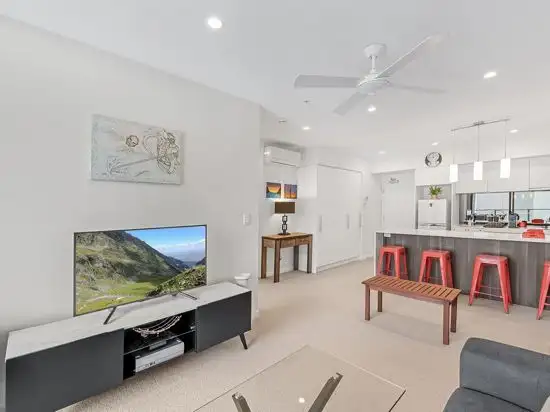 20607/300 Old Cleveland Road, Coorparoo QLD 4151