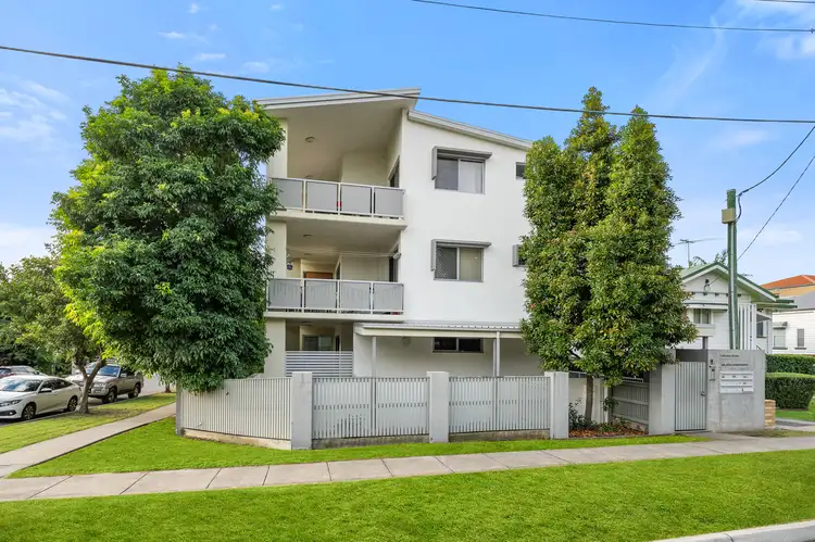4/2 Buckby Street, Nundah QLD 4012