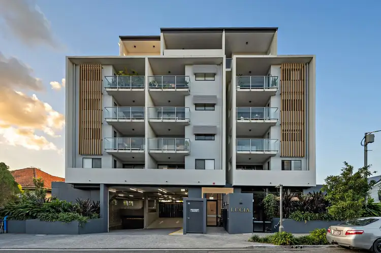 8/21 Sparkes Street, Chermside QLD 4032