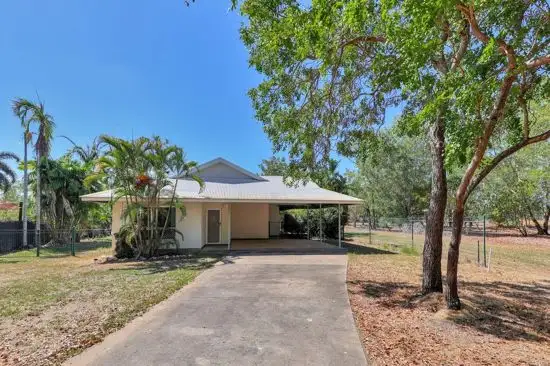 10 Monash Court