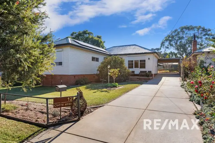 12 Cedric Street, Junee NSW 2663