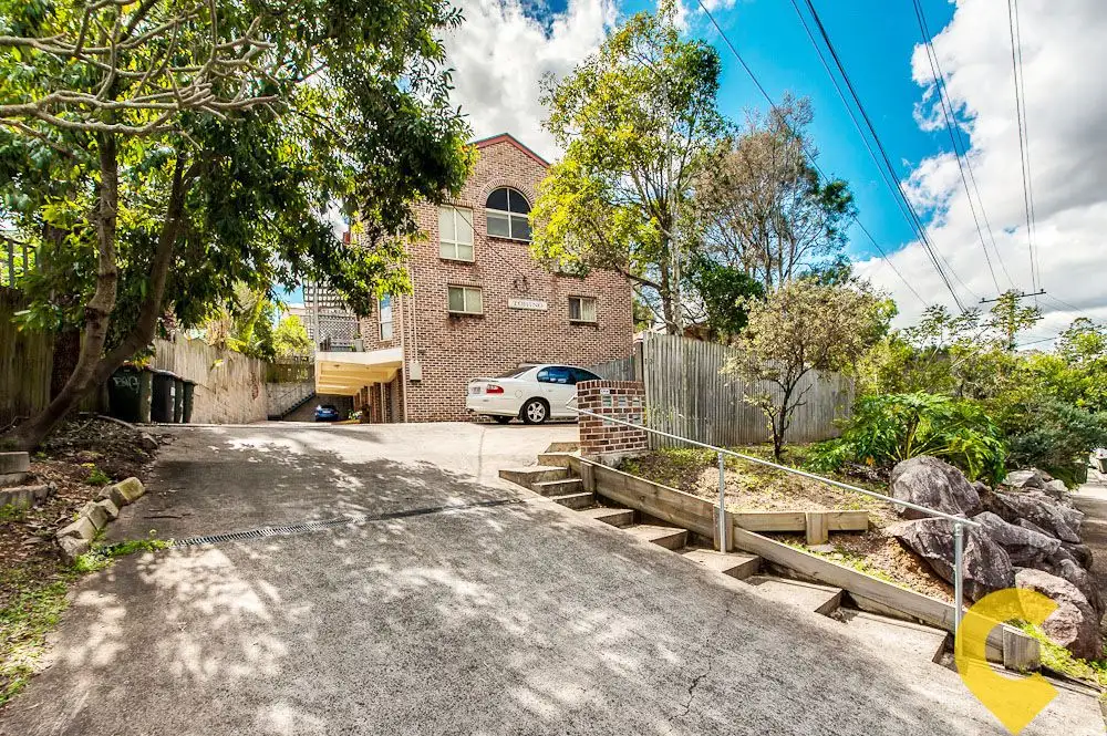 Main view of Homely townhouse listing, 2/23 Marmion Parade, Taringa QLD 4068