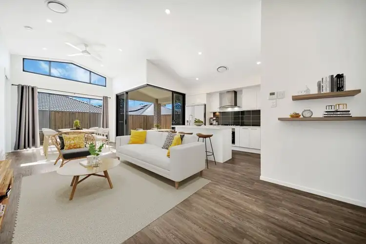 16 CAPE ST, Pallara QLD 4110