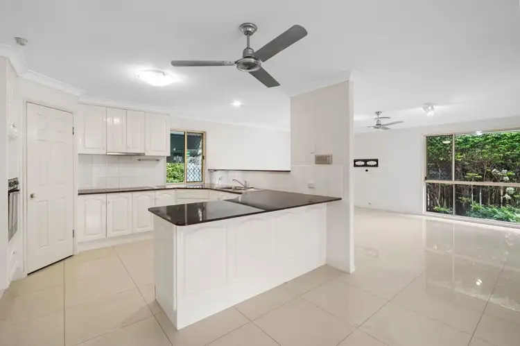 Fifth view of Homely house listing, 18 Homewood Pl, Carindale QLD 4152