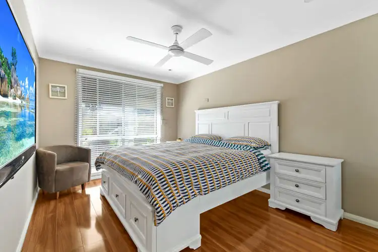 Sixth view of Homely house listing, 32 St Helens Park Drive, St Helens Park NSW 2560