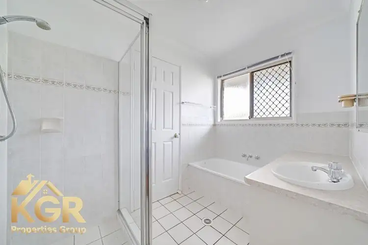Fourth view of Homely house listing, 2 Robinson Court, Berrinba QLD 4117