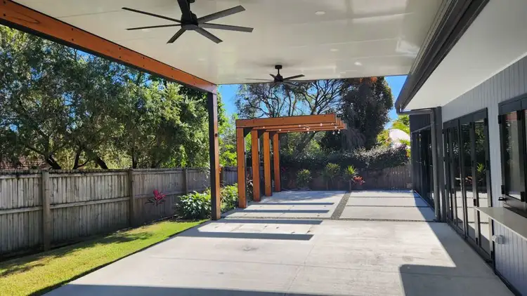 Second view of Homely house listing, 4 SHIRALEE STREET, Ashmore QLD 4214