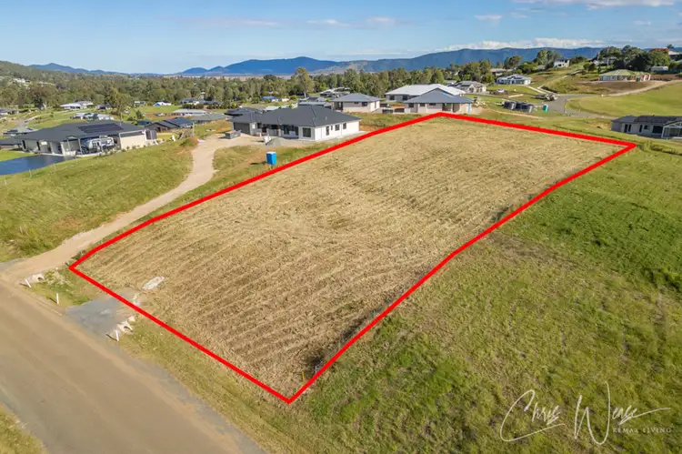 27 Pine Tree Drive, Winya QLD 4515