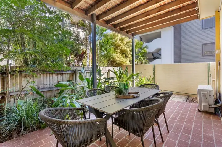 Sixth view of Homely townhouse listing, 5/11 Paragon st, Yeronga QLD 4104