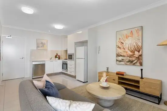 8 /63 Sisley Street, St Lucia QLD 4067