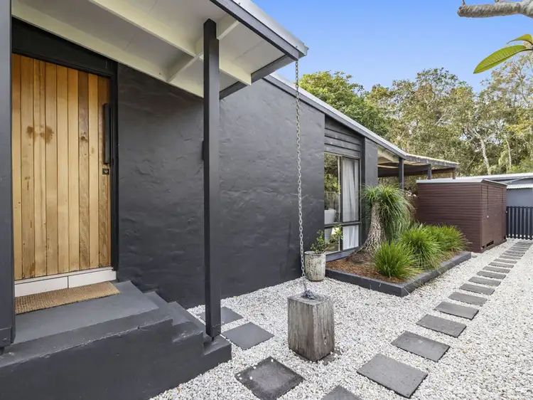 35 Fishermans Drive, Emerald Beach NSW 2456