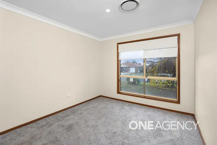 Sixth view of Homely house listing, 15 YUNGANA PLACE, Glenfield Park NSW 2650