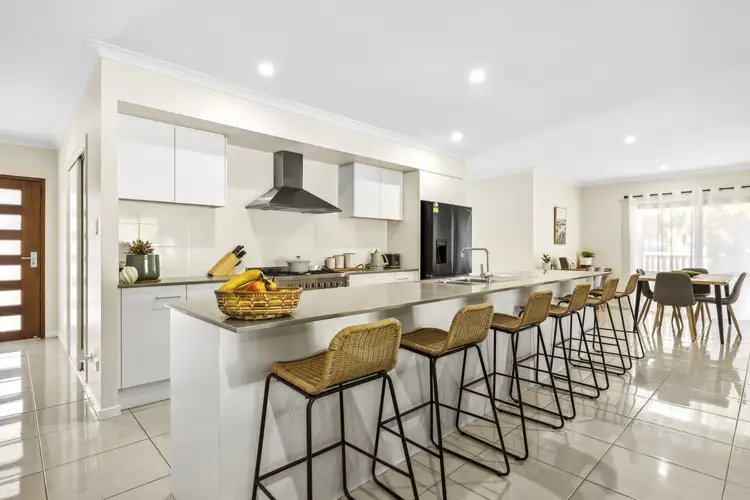 6 Melaleuca Place, Urunga NSW 2455
