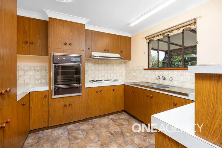 Fourth view of Homely house listing, 18 OLEANDER CRESCENT, Lake Albert NSW 2650