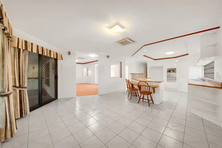 Fifth view of Homely house listing, 11 Somerset Close, Clinton QLD 4680