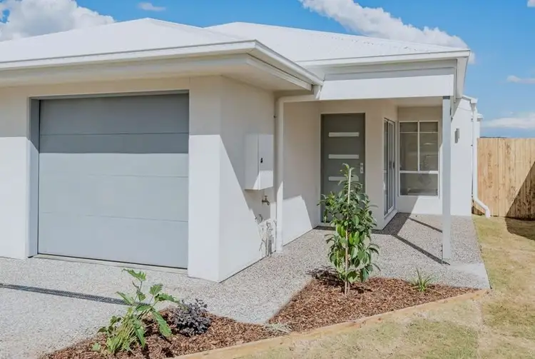 2/4 Ivy Court, Glenvale QLD 4350