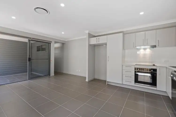 Second view of Homely house listing, 2/37 Bishampton Circuit, Logan Reserve QLD 4133