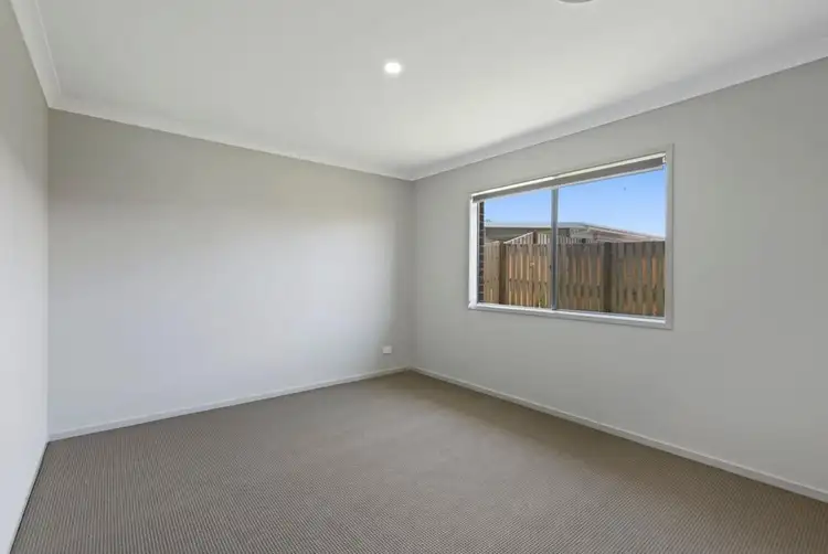 Fourth view of Homely house listing, 2/37 Bishampton Circuit, Logan Reserve QLD 4133