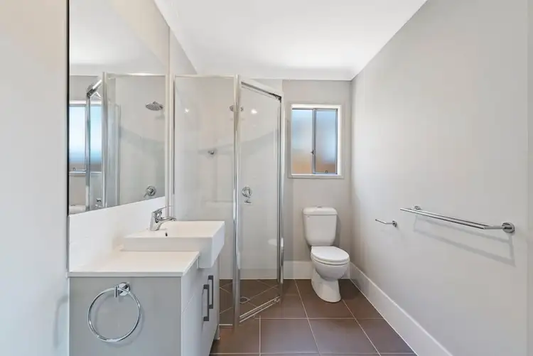 Fifth view of Homely house listing, 2/37 Bishampton Circuit, Logan Reserve QLD 4133