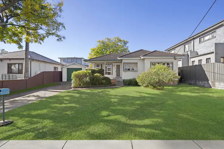 28 Hanbury Street, Greystanes NSW 2145