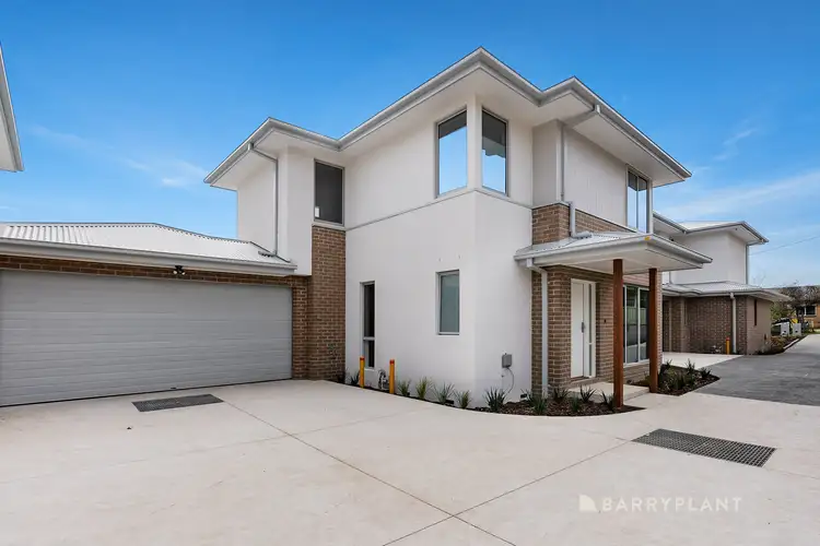 2/2 Hartwell Court