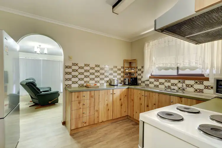 Third view of Homely house listing, 2/4 Mazamet Crt, Deniliquin NSW 2710