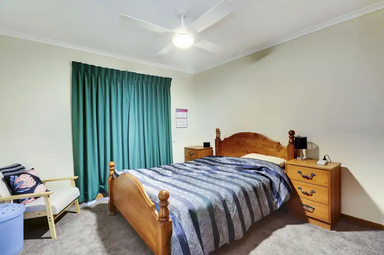 Fifth view of Homely house listing, 2/4 Mazamet Crt, Deniliquin NSW 2710