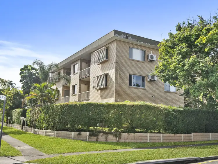 72 Thomas Street, Greenslopes QLD 4120