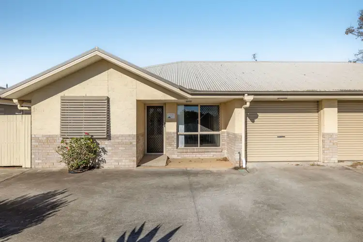 2/13 Monash Street, Newtown QLD 4350