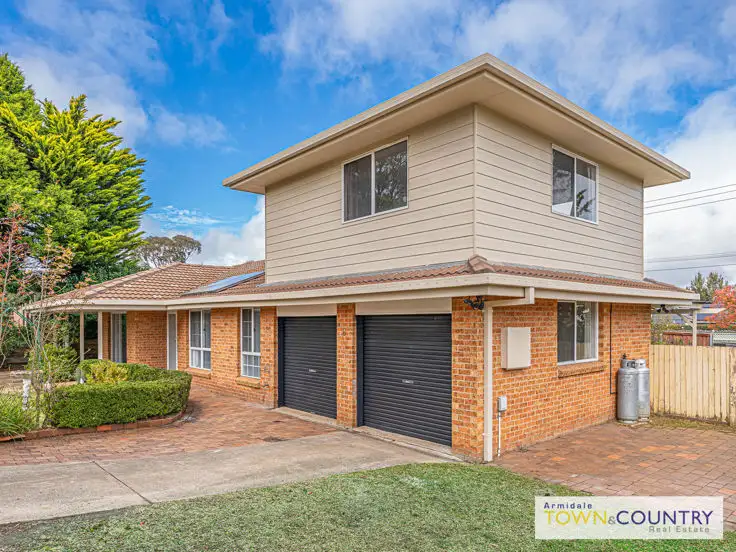 6 Grantham Place, Armidale NSW 2350