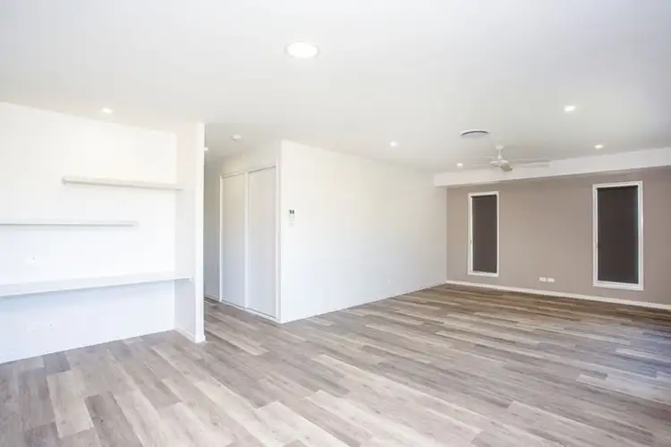 Seventh view of Homely house listing, 18 Cambridge Circuit, Southside QLD 4570