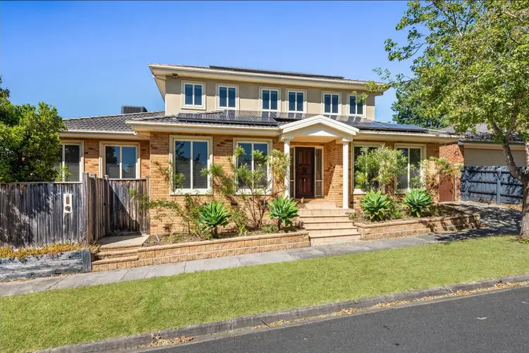 16 Kitchener Street
