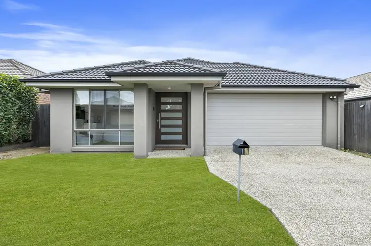 11 Ravensbourne Crescent, North Lakes QLD 4509