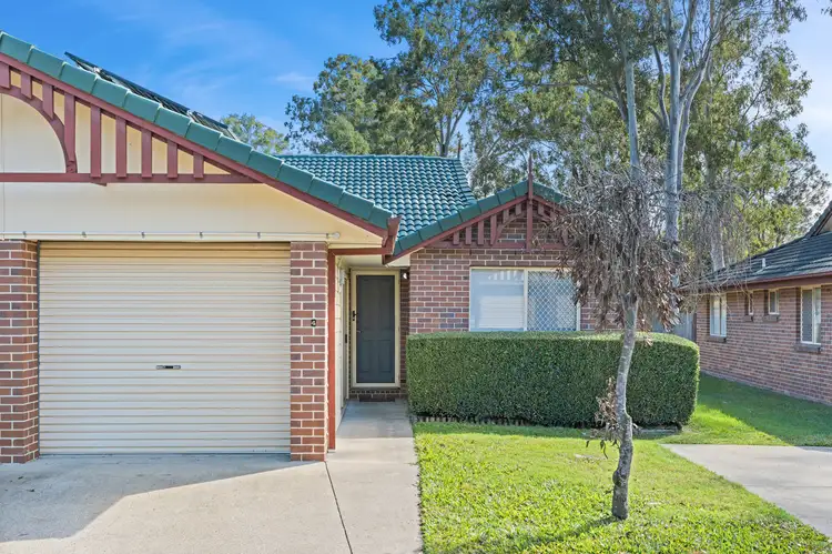 4/5 Spalding Crescent, Goodna QLD 4300