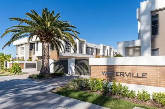 17/37 Sickle Avenue, Hope Island QLD 4212