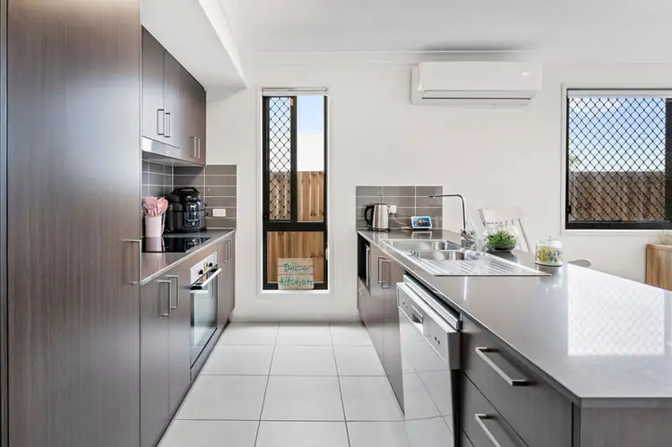 Fourth view of Homely house listing, 34 Jonas Circuit,, Holmview QLD 4207