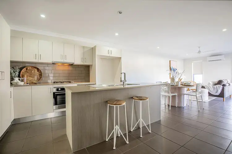Fourth view of Homely unit listing, 11B Westaway Crescent, Andergrove QLD 4740