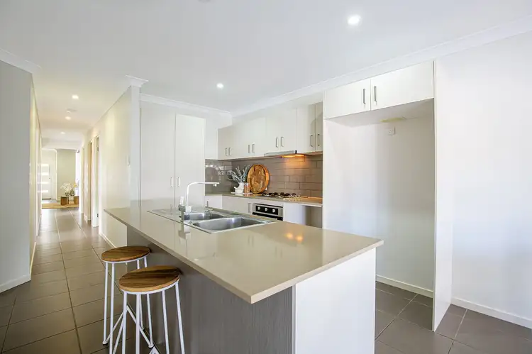 Fifth view of Homely unit listing, 11B Westaway Crescent, Andergrove QLD 4740