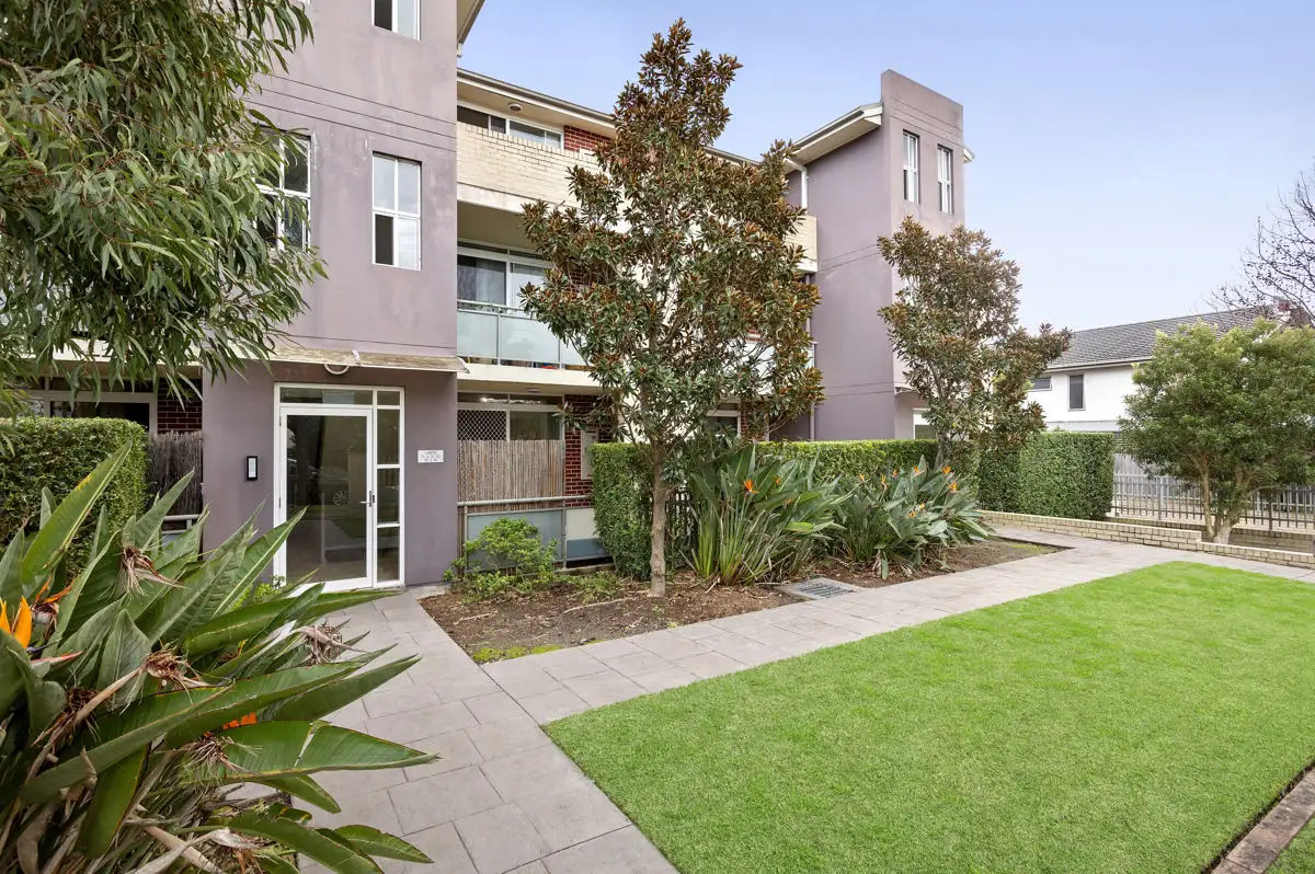 Main view of Homely unit listing, 4/67-71 Bangor Street, Guildford NSW 2161