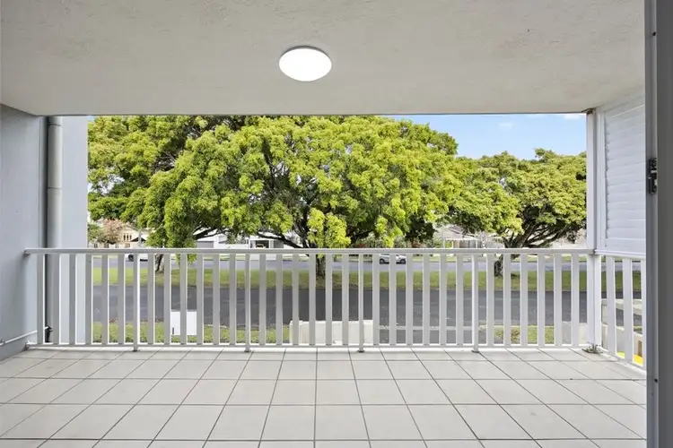 Main view of Homely unit listing, 7/27 Walton Street, Southport QLD 4215