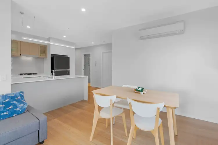Third view of Homely apartment listing, 10/33 Sword Street, Woolloongabba QLD 4102