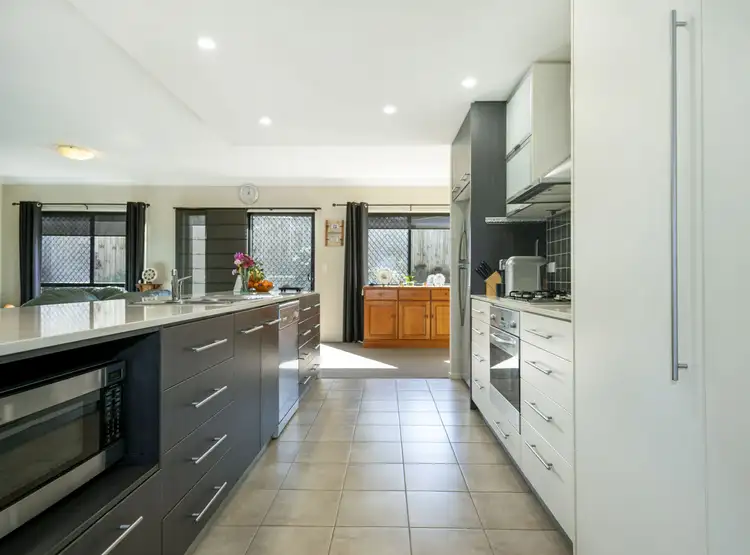 Sixth view of Homely townhouse listing, 6/51 Jellicoe Street, Mount Lofty QLD 4350