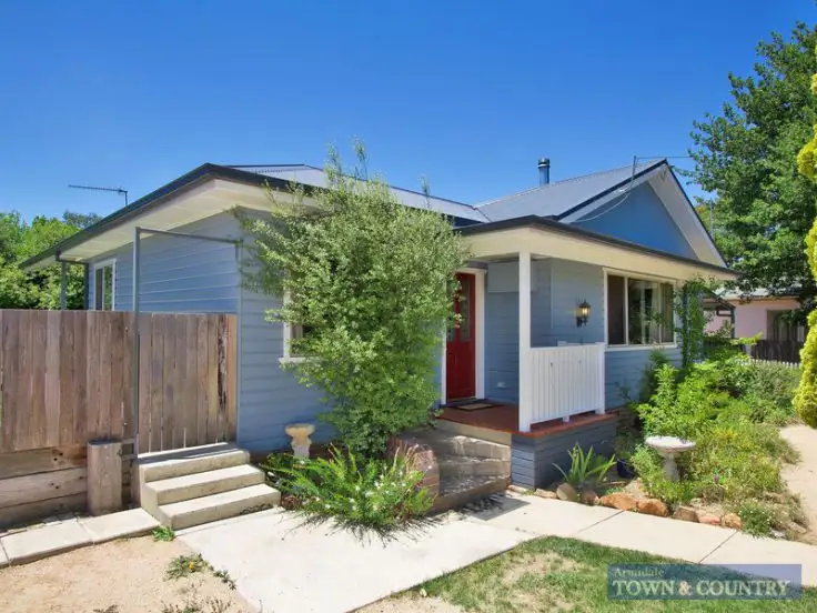 61 Newton Street, Armidale NSW 2350