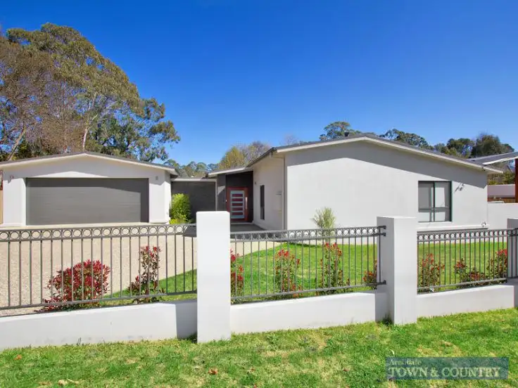 12 O'Connor Road, Armidale NSW 2350