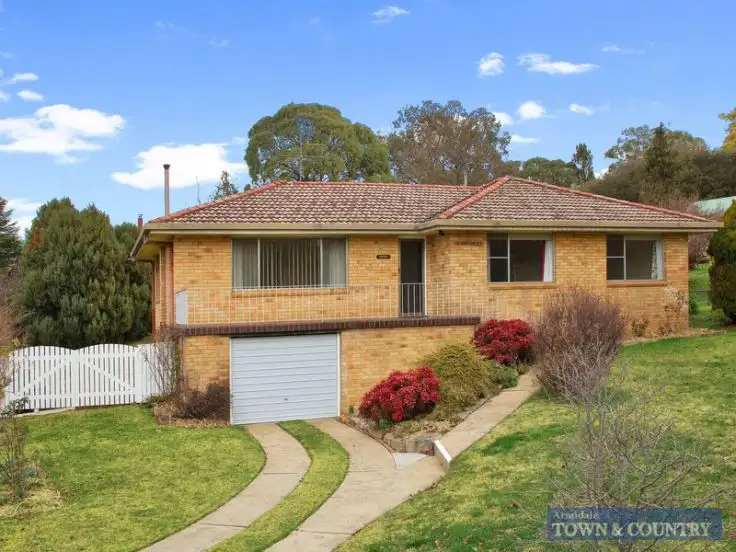 Main view of Homely house listing, 10 Simpson Avenue, Armidale NSW 2350